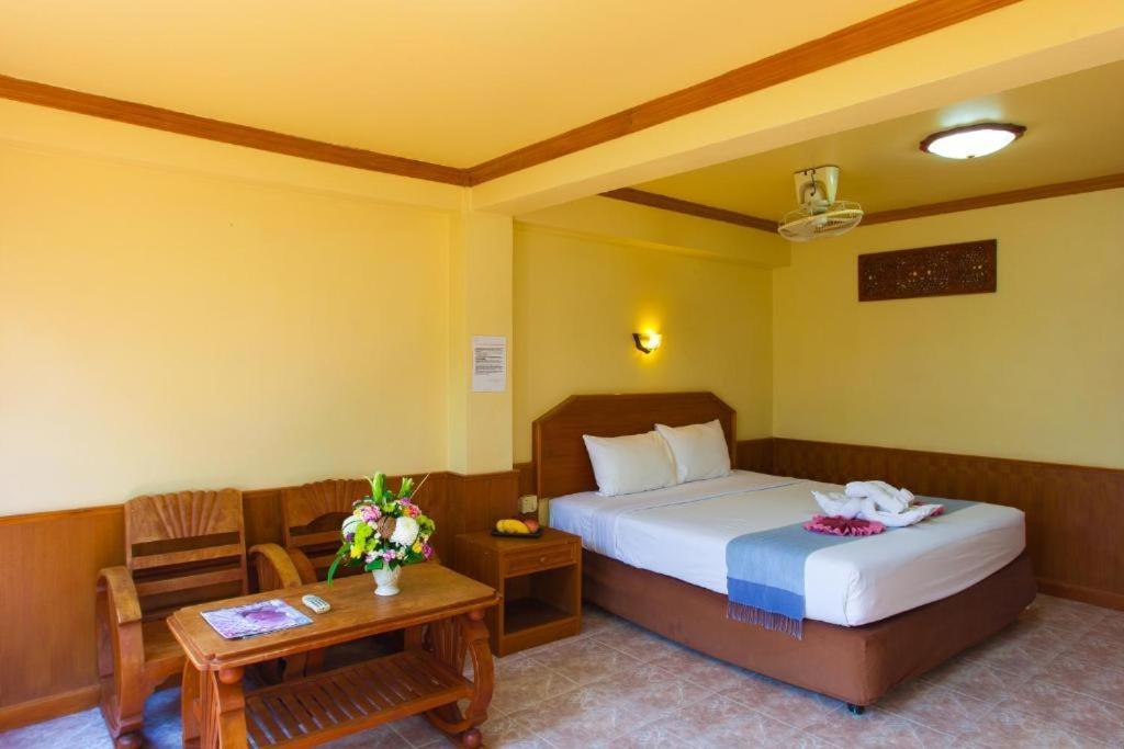 Haad Yao Bayview Hotel Koh Phangan Rum bild
